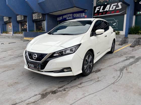 NISSAN LEAF B12P 40 ELÉTRICO